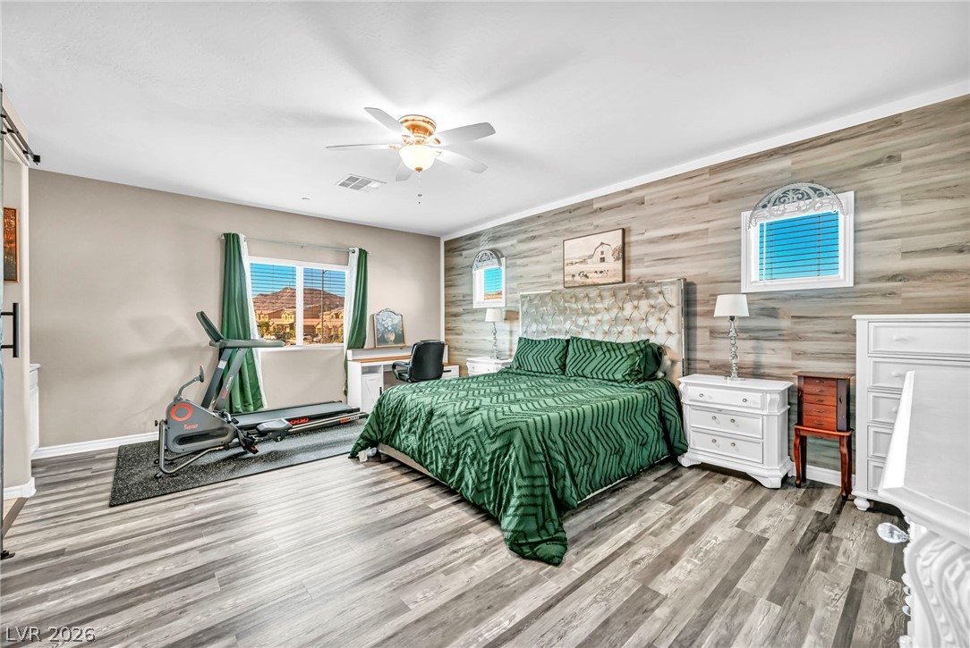 Photo 5 of 989 Alverstone Court
