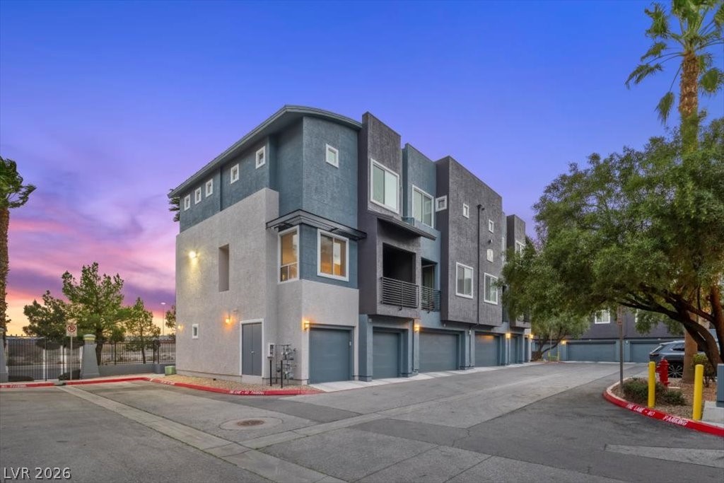 Photo 28 of 36, 9050 W Tropicana Avenue #1170