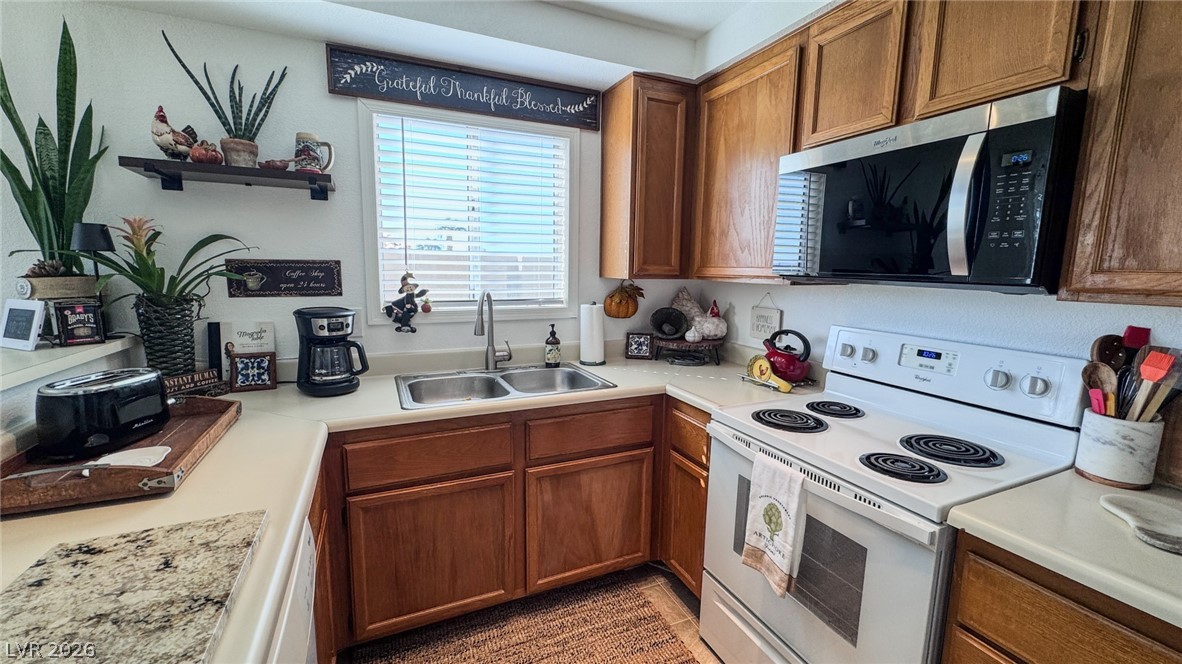 Photo 11 of 30, 2241 Highpointe Drive #201