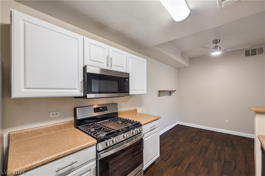 Photo 22 of 42, 8250 N Grand Canyon Drive #1006
