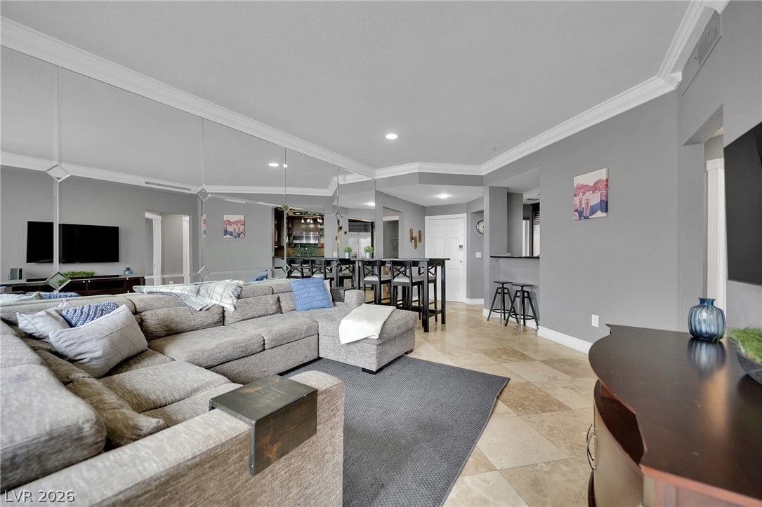 Photo 13 of 52, 220 E Flamingo Road #117