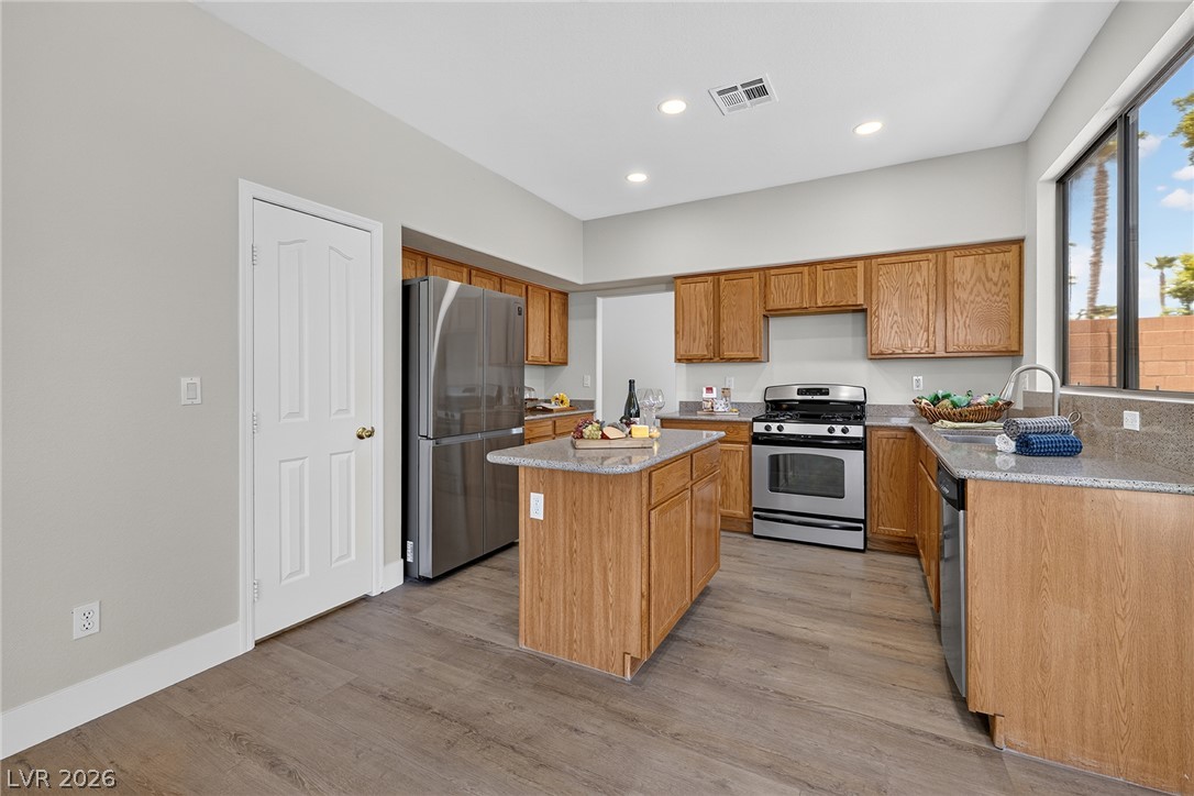 Photo 9 of 53, 6324 W Citrine Avenue