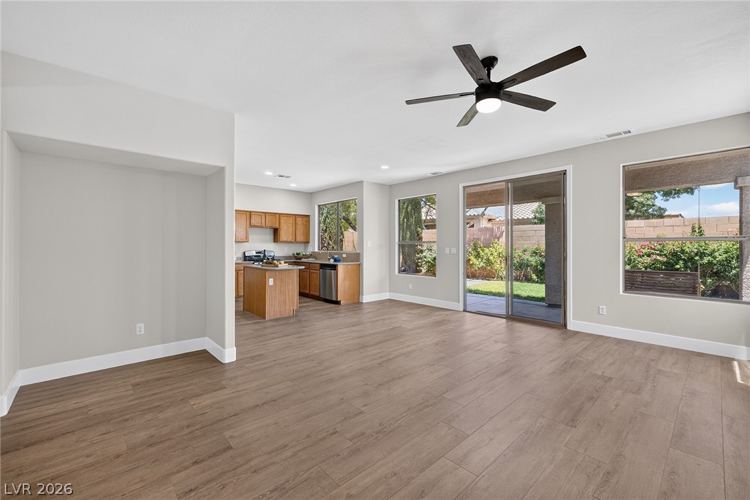 Photo 13 of 53, 6324 W Citrine Avenue