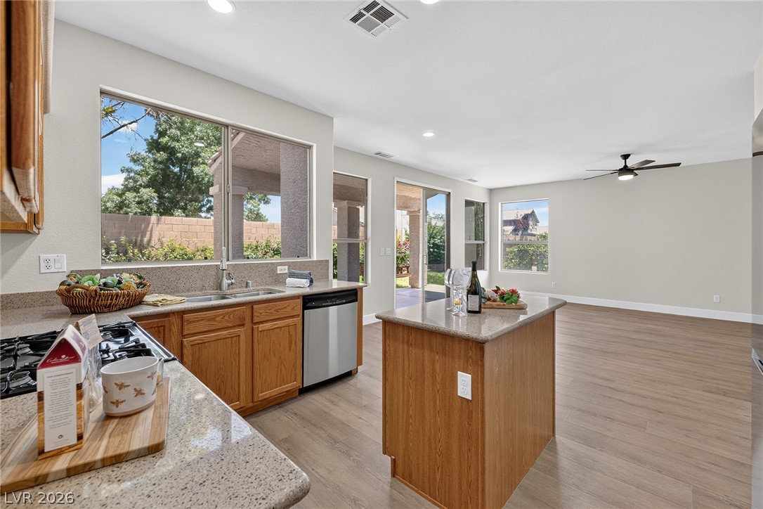 Photo 7 of 53, 6324 W Citrine Avenue