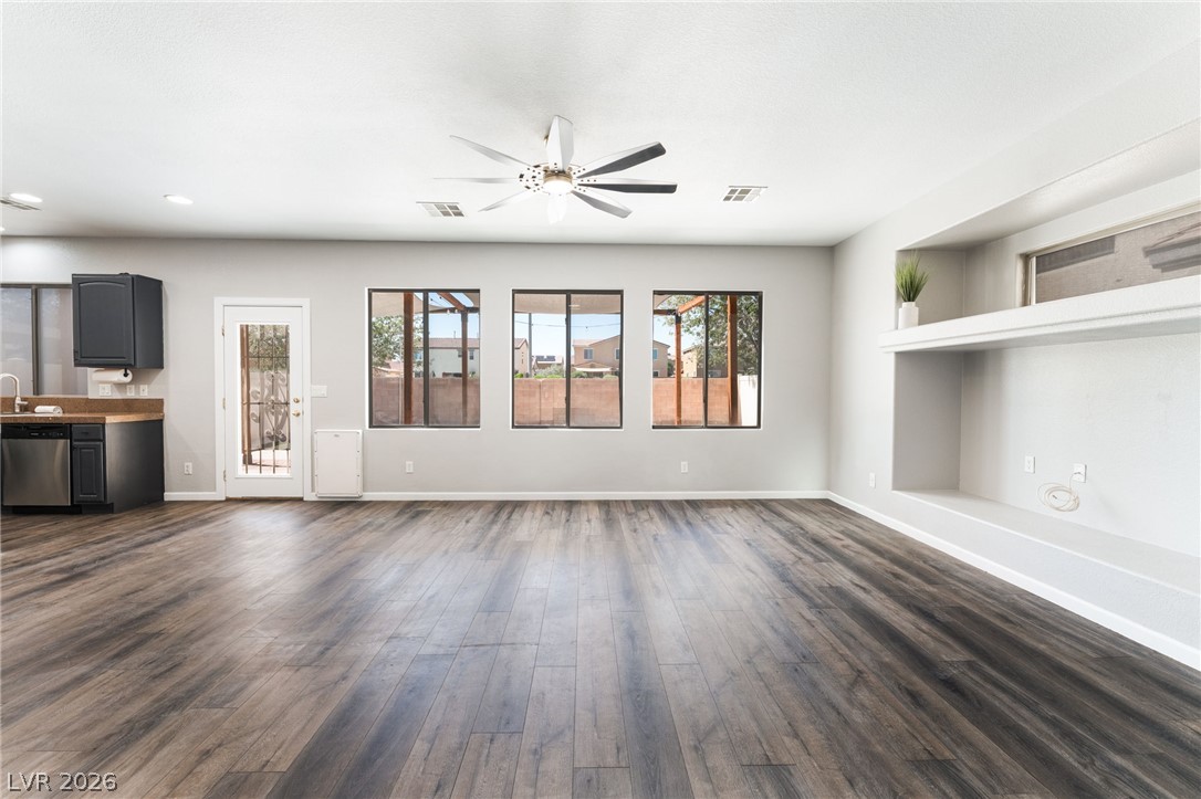 6527 Velvet Silk Street, North Las Vegas 89084
