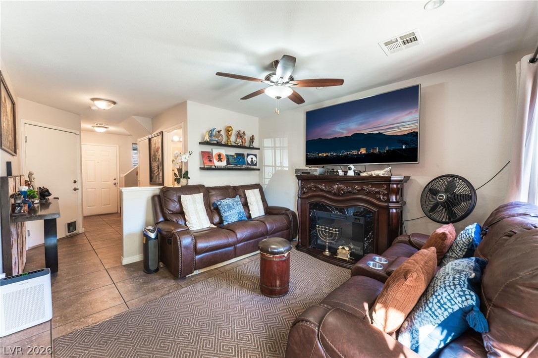 Photo 6 of 38, 5330 E Charleston Boulevard #123
