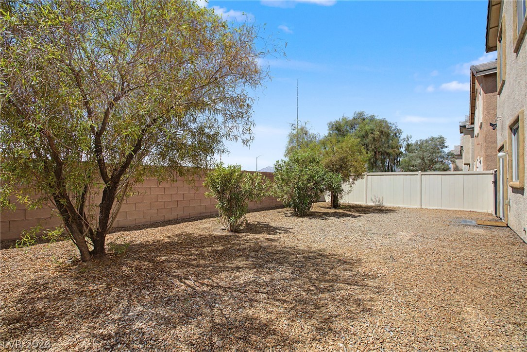 Photo 25 of 50, 6025 Glenborough Street