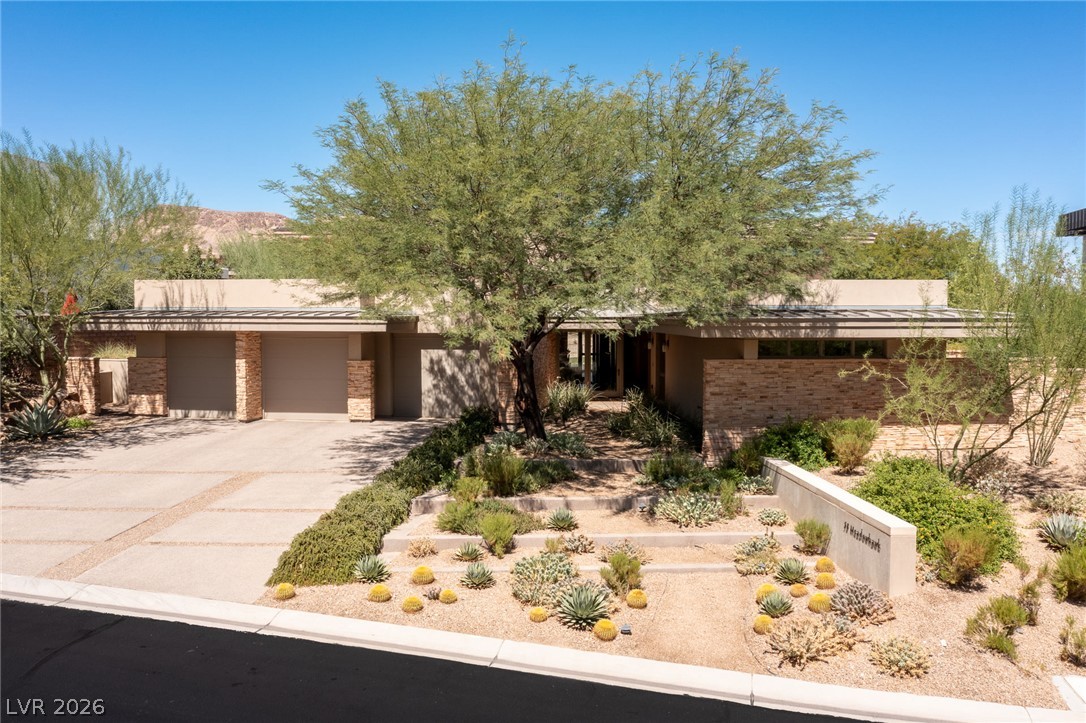 58 Meadowhawk Lane, Las Vegas 89135