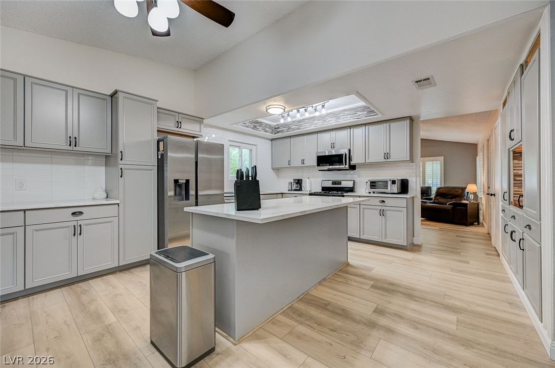 Photo 2 of 1518 Della Court