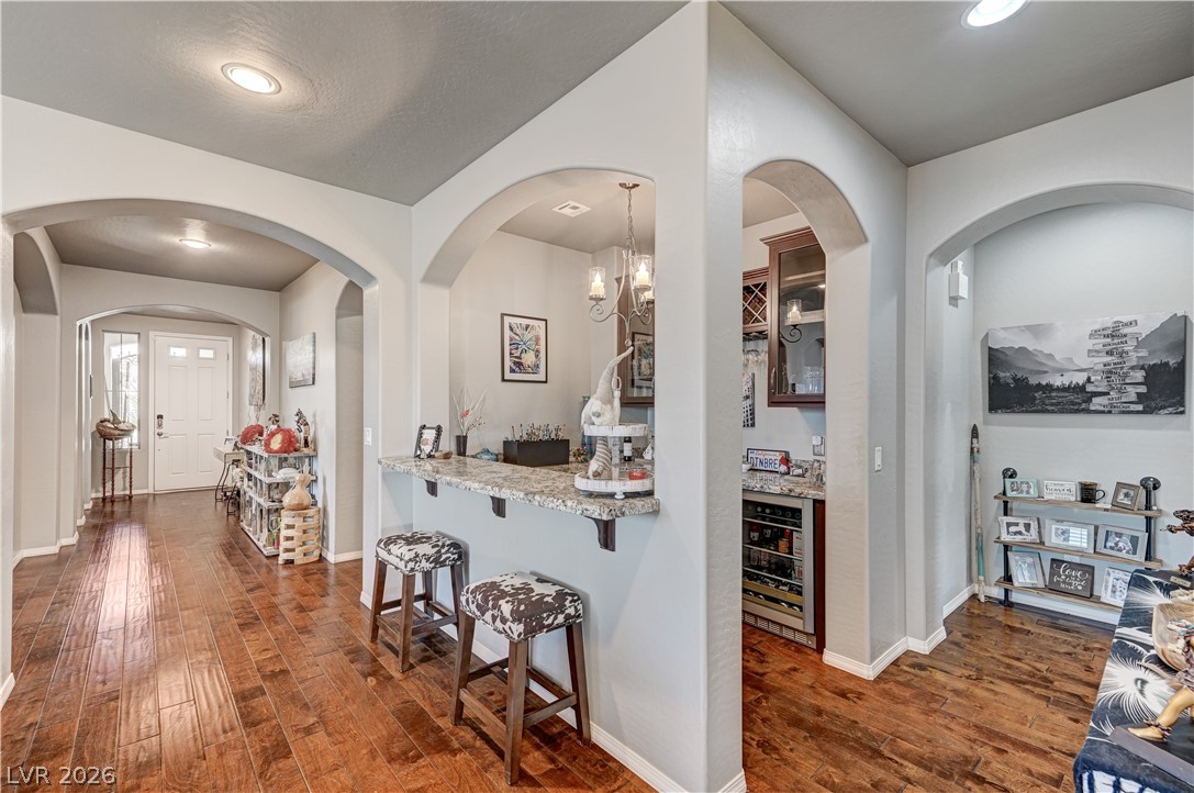 Photo 4 of 3605 Greenbriar Bluff Avenue