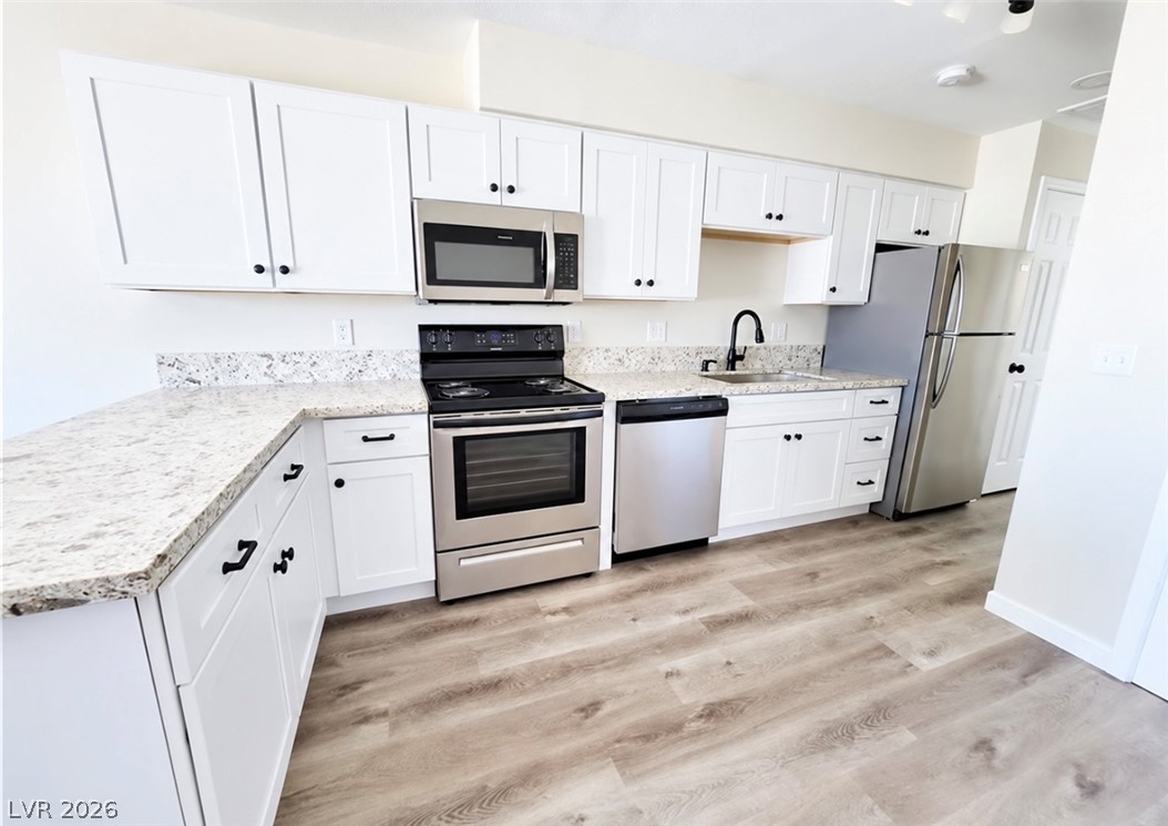 Photo 4 of 2081 S Dandelion Street