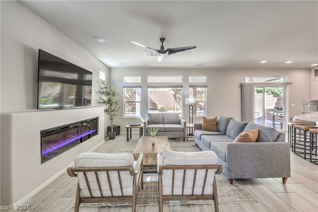 Photo 7 of 62, 9267 Galen Glen Court