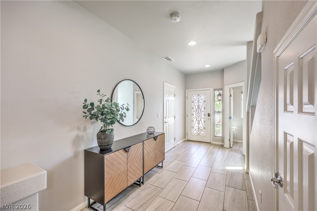 Photo 12 of 62, 9267 Galen Glen Court