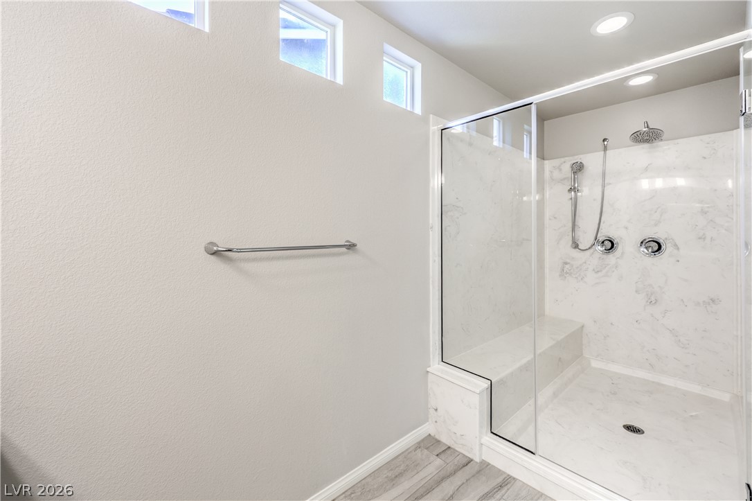 Photo 18 of 62, 9267 Galen Glen Court