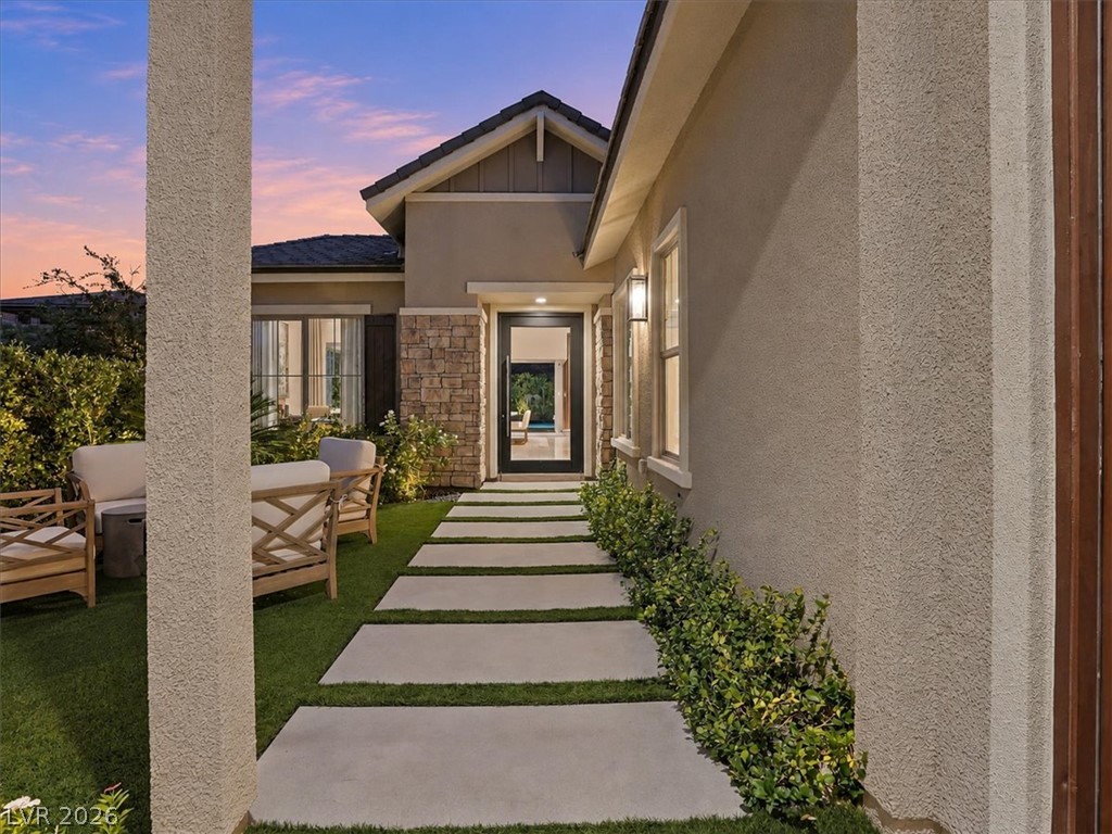Photo 6 of 88, 11141 Luna Blanca Drive