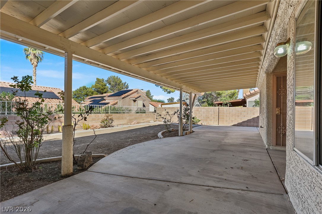 Photo 7 of 52, 1042 Wainwright Court