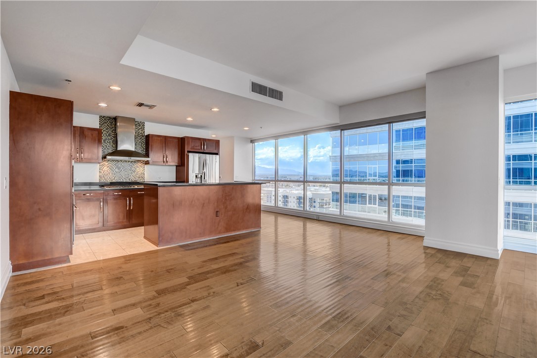 Photo 35 of 88, 4575 DEAN MARTIN Drive #1212