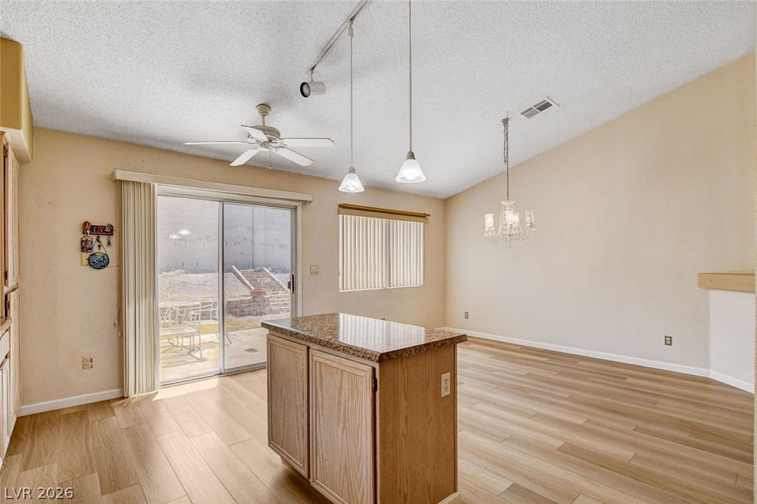 Photo 23 of 40, 811 Rio Poco Court