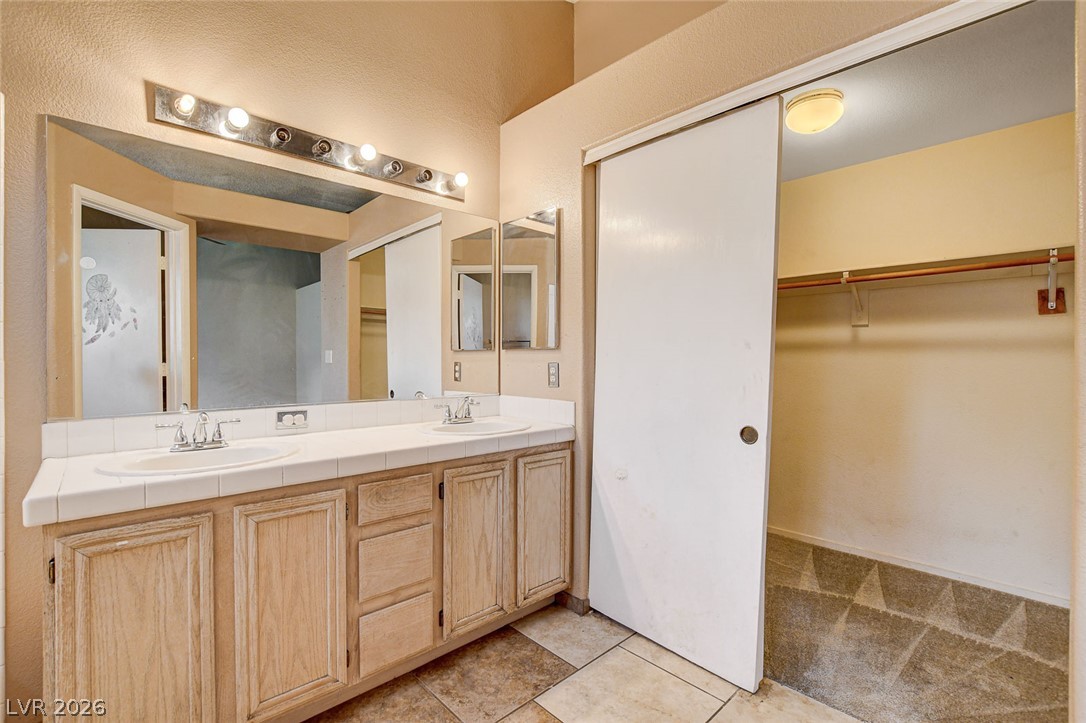 Photo 32 of 40, 811 Rio Poco Court
