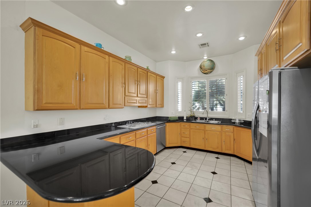 Photo 10 of 75, 8125 Tiara Cove Circle