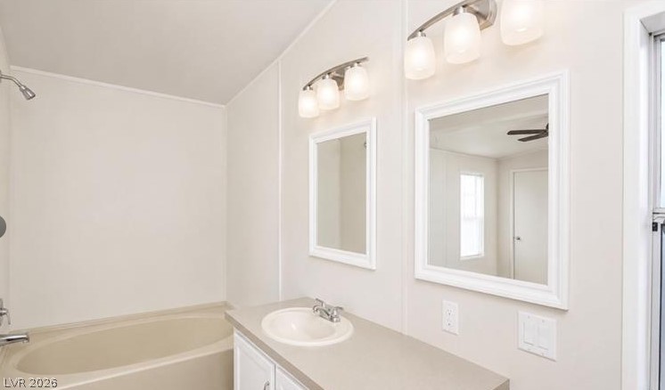 Photo 4 of 5860 Alicia Street