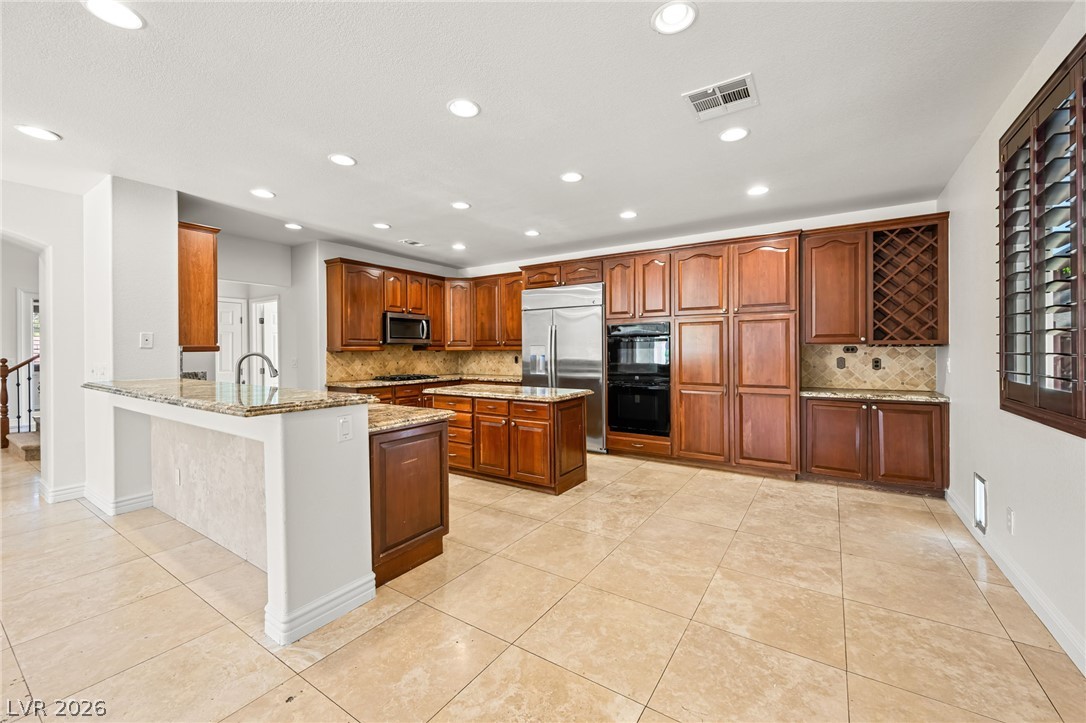 Photo 4 of 1301 Pine Leaf Drive