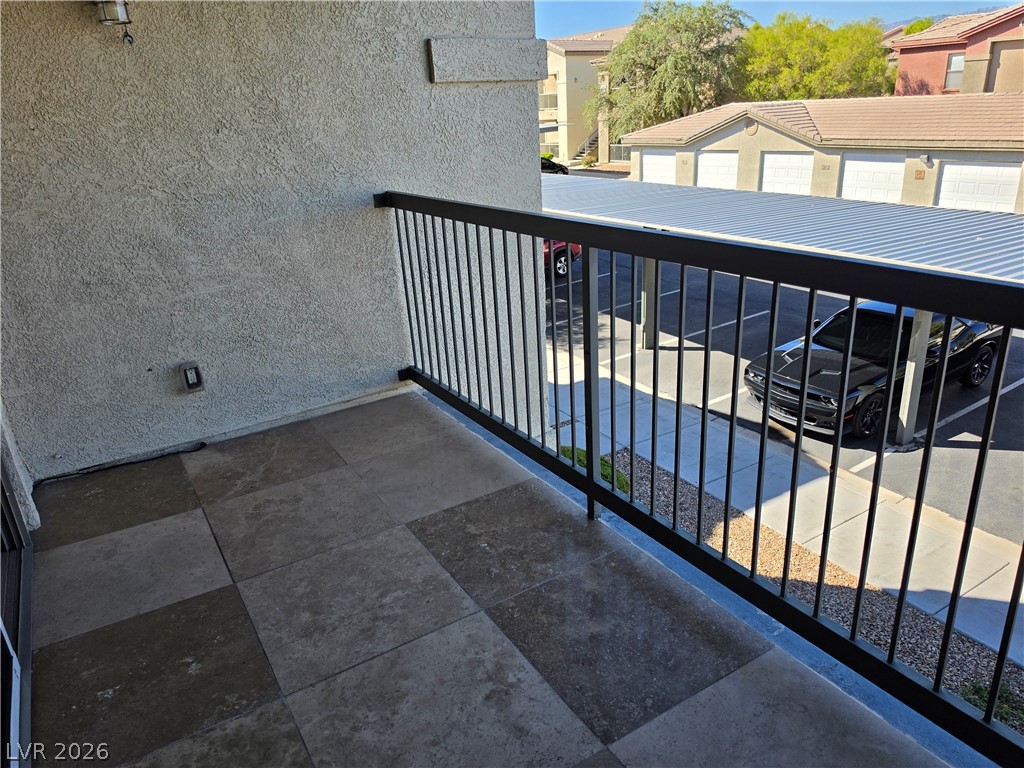 Photo 35 of 41, 8000 W Badura Avenue #2111
