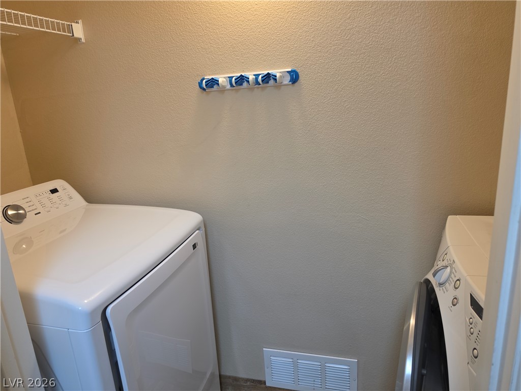 Photo 32 of 41, 8000 W Badura Avenue #2111