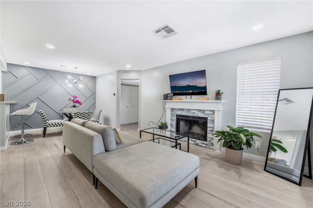 Photo 14 of 33, 3450 Erva Street #230