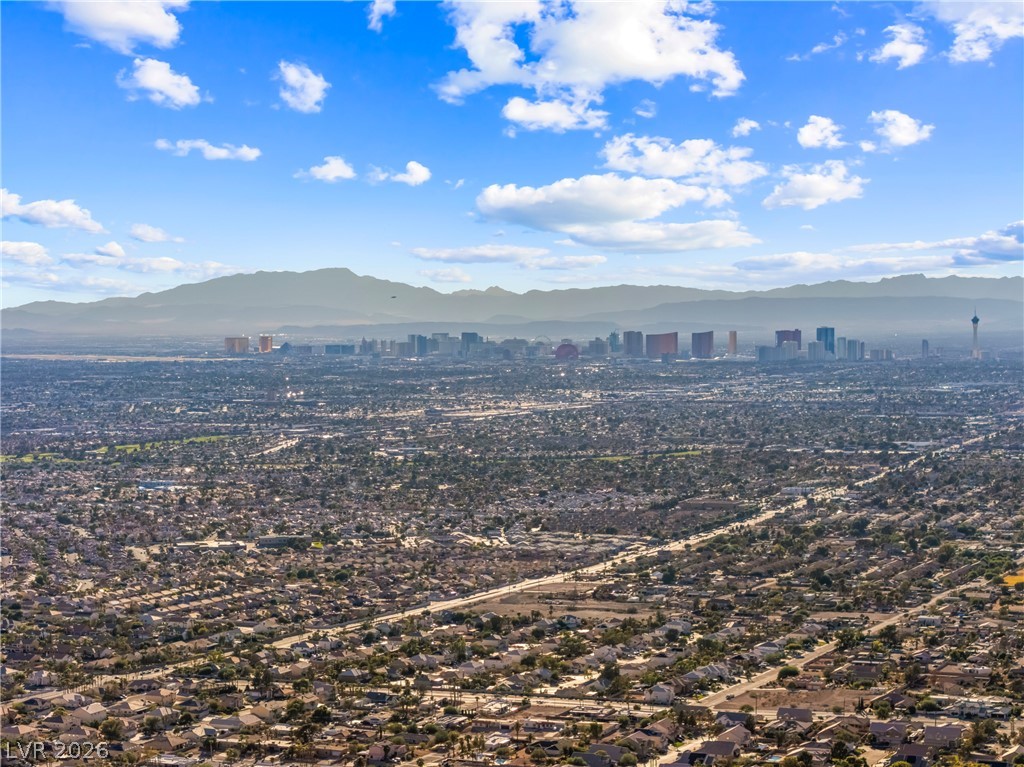 310 Peaceful Street, Las Vegas 89110