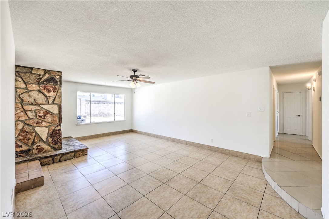 Photo 7 of 44, 4462 Newton Drive