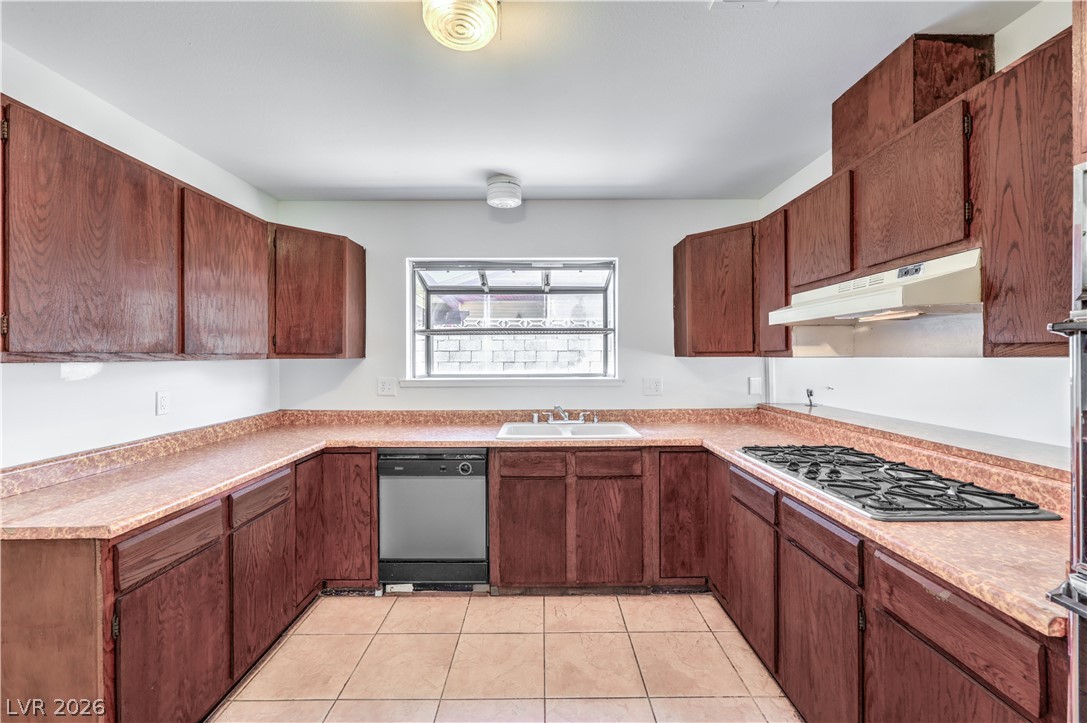 Photo 11 of 44, 4462 Newton Drive