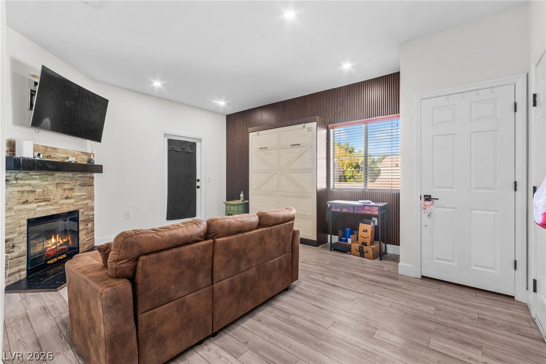 Photo 6 of 39, 5250 S Rainbow Boulevard #2033
