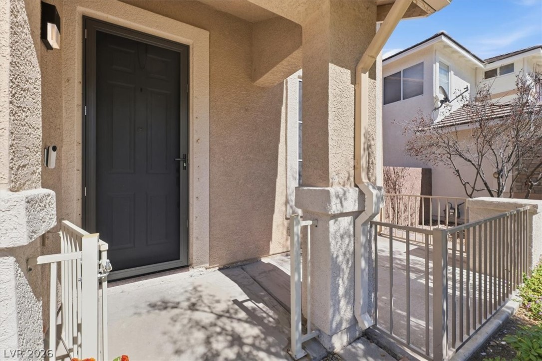 Photo 3 of 2232 Le Conte Avenue