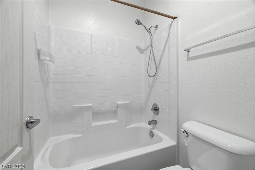 Photo 7 of 40, 4911 S Castello Way
