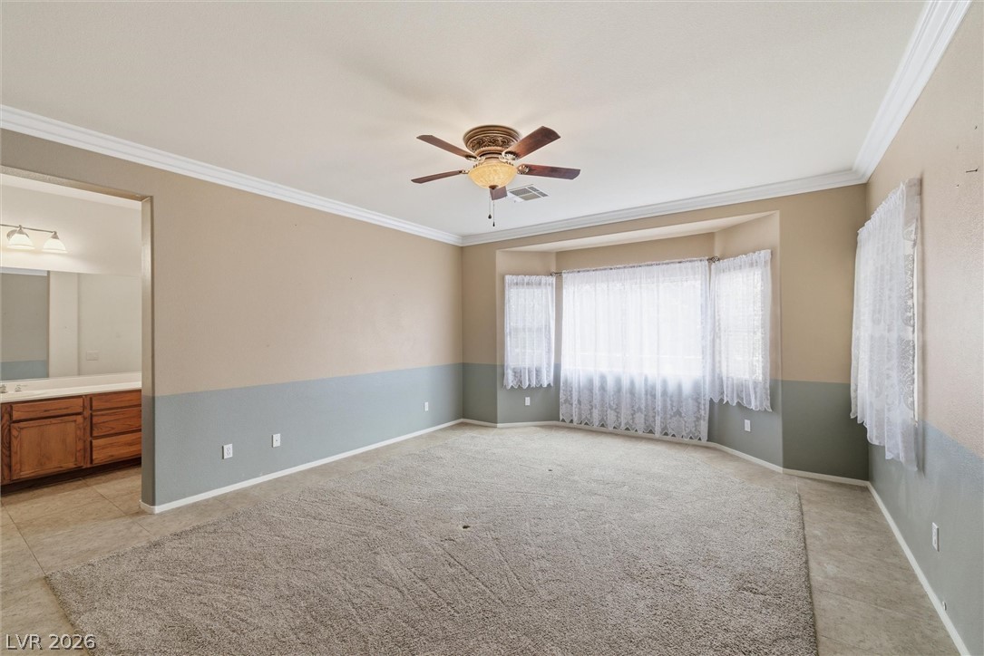 Photo 18 of 40, 4911 S Castello Way