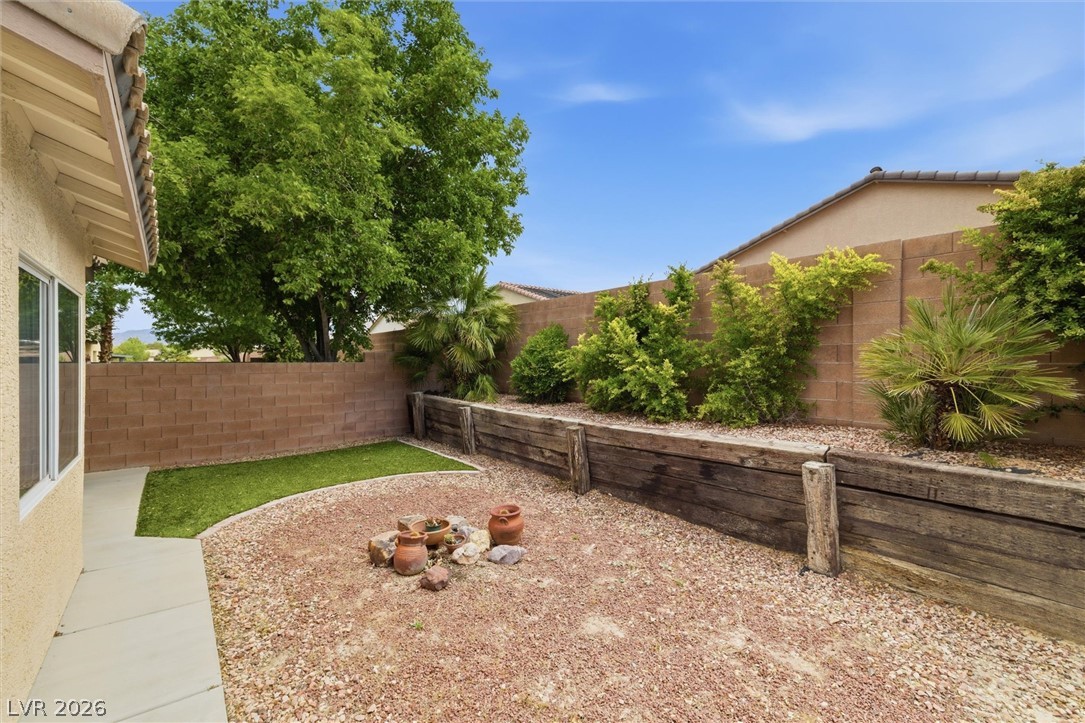 Photo 27 of 40, 4911 S Castello Way