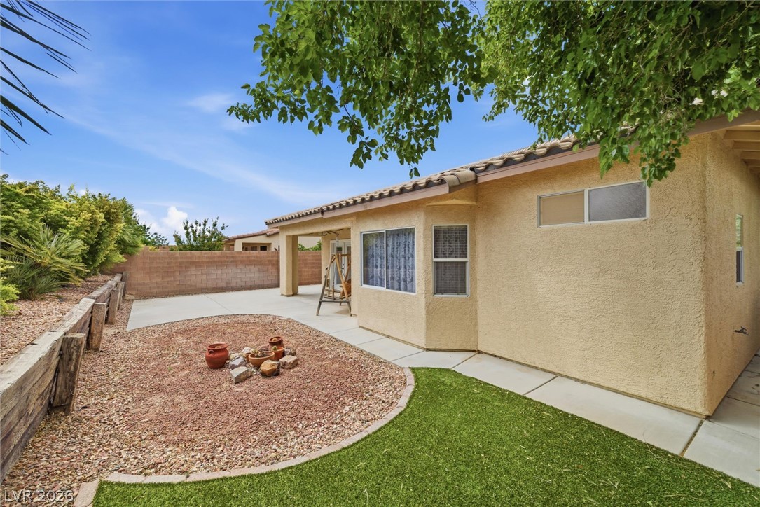 Photo 28 of 40, 4911 S Castello Way