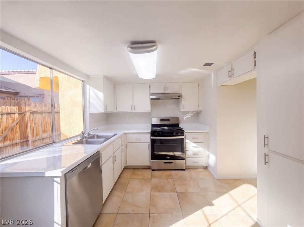 Photo 2 of 1511 Living Desert Drive #B