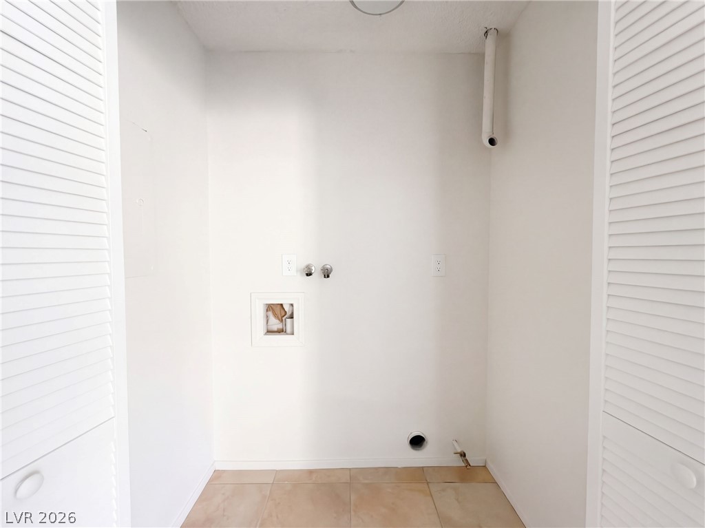 Photo 9 of 17, 1511 Living Desert Drive #B