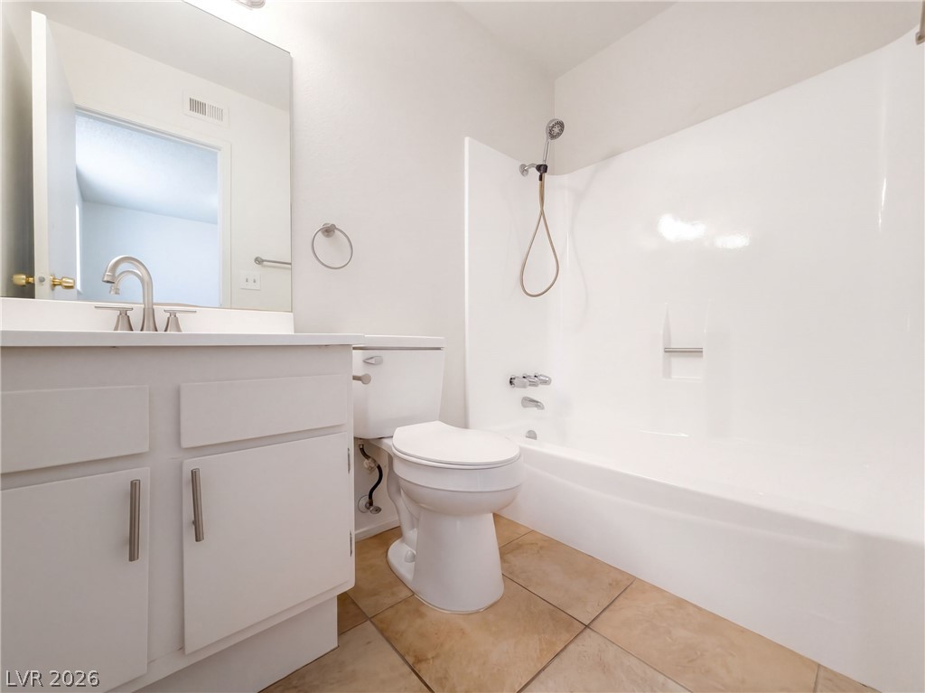 Photo 14 of 17, 1511 Living Desert Drive #B