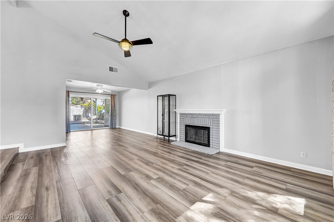 Photo 5 of 342 Fuente Drive