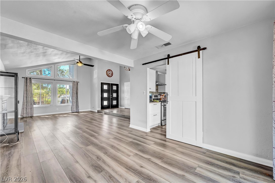 Photo 9 of 36, 342 Fuente Drive