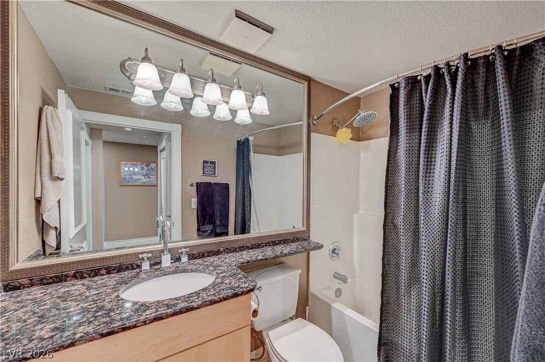 Photo 33 of 62, 230 E Flamingo Road #333