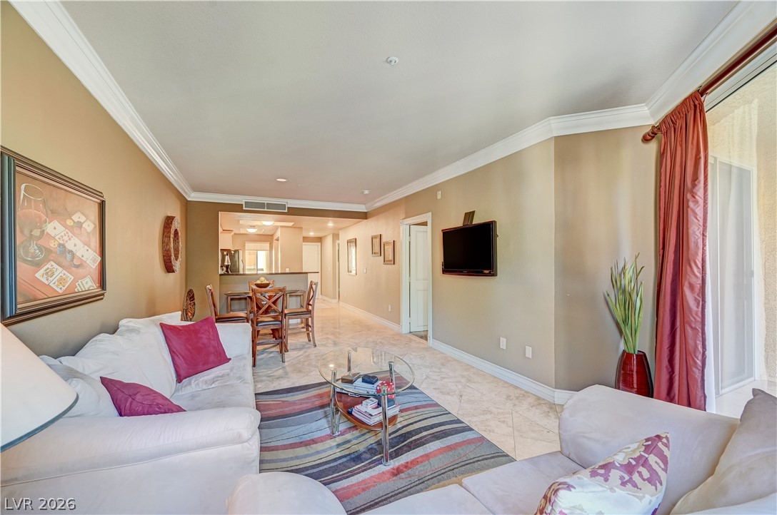 Photo 16 of 62, 230 E Flamingo Road #333
