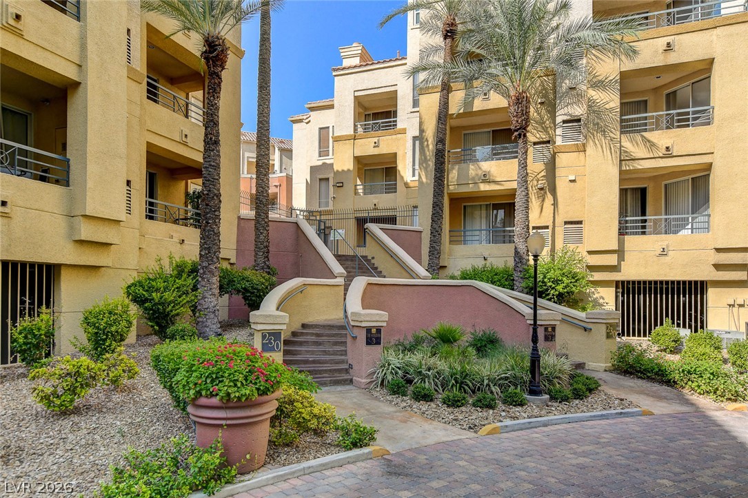 Photo 3 of 230 E Flamingo Road #333