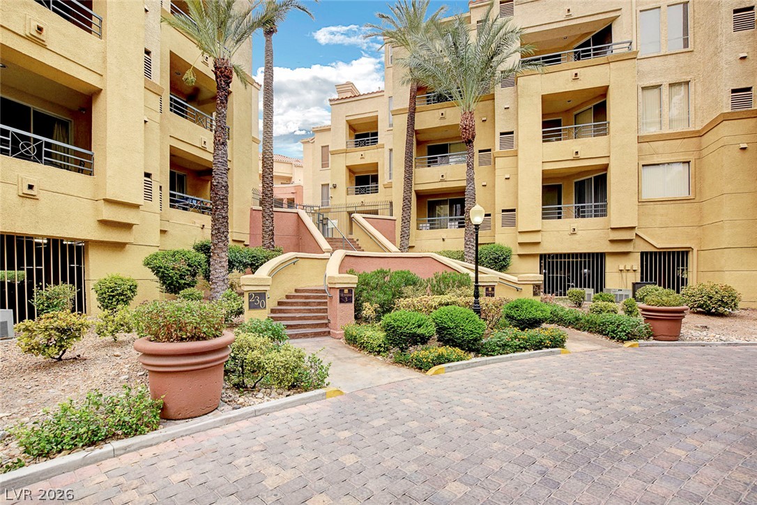 Photo 60 of 62, 230 E Flamingo Road #333