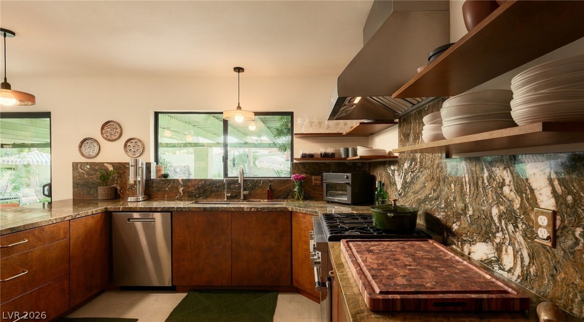 Photo 13 of 42, 7355 Edna Avenue