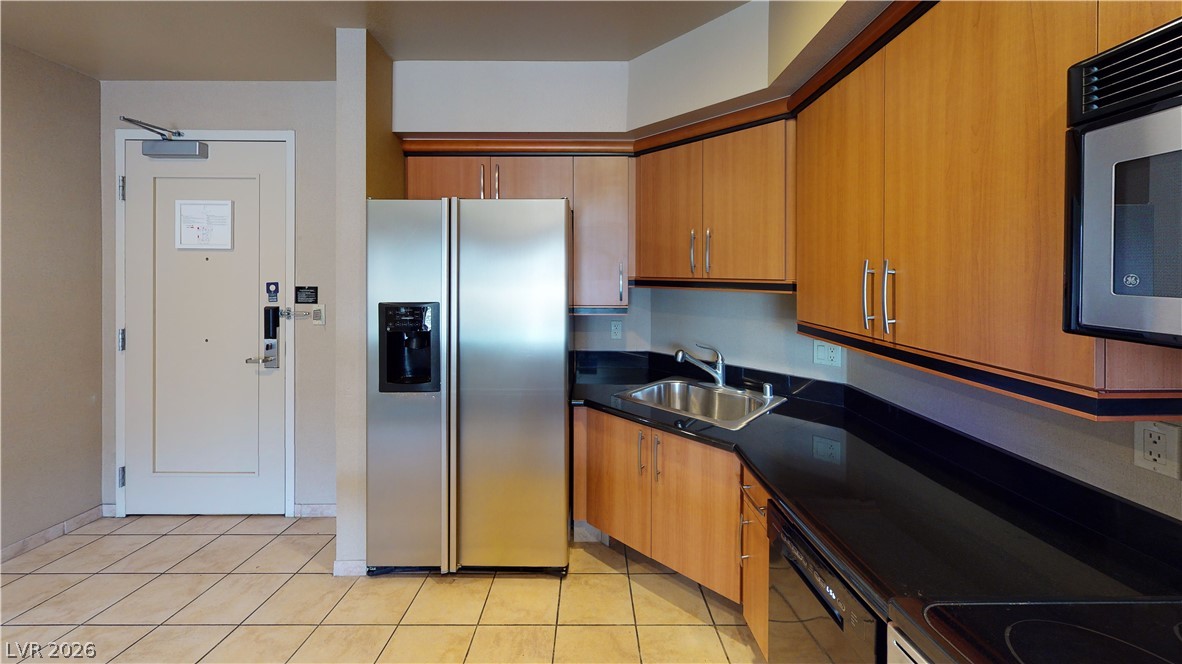 Photo 4 of 211 E Flamingo Road #202