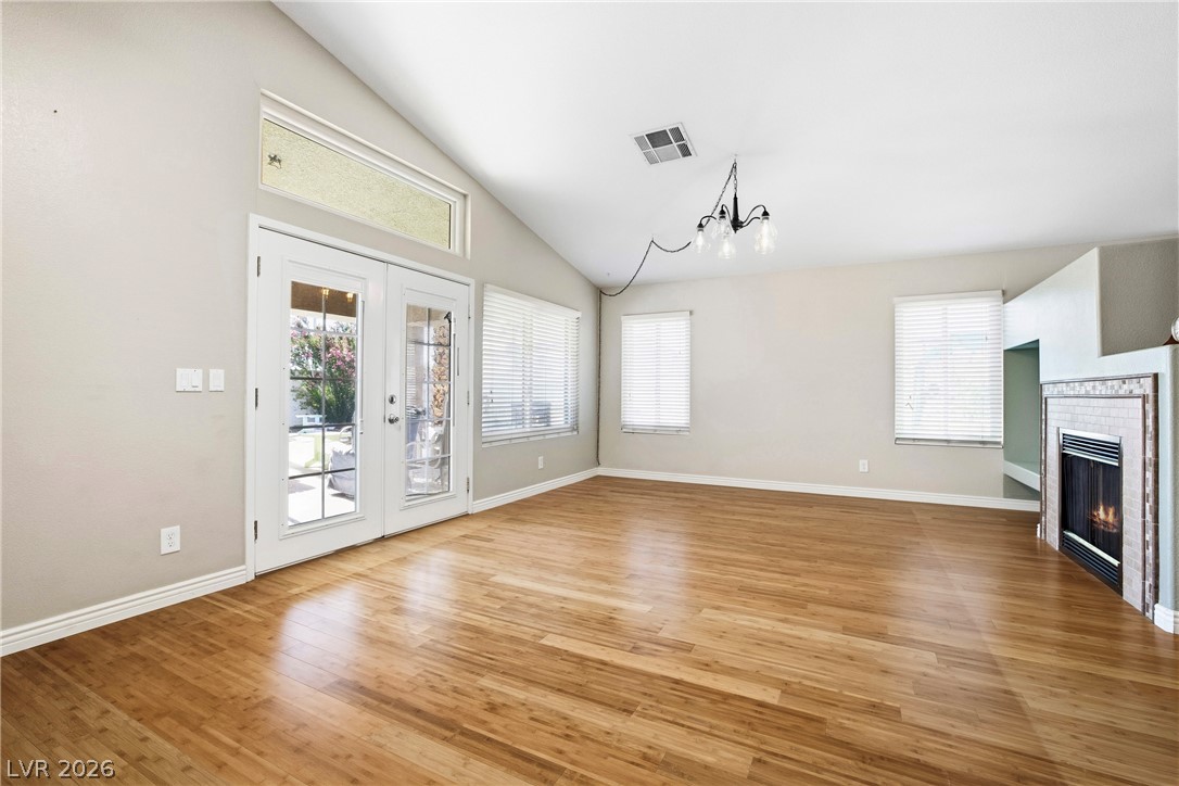 Photo 13 of 28, 3611 Russian Olive Street